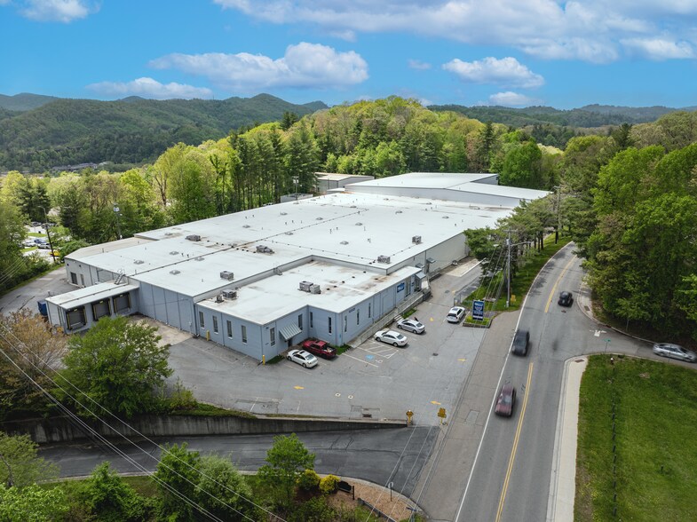 Primary Photo Of 482 State Farm Rd, Boone Self Storage For Sale