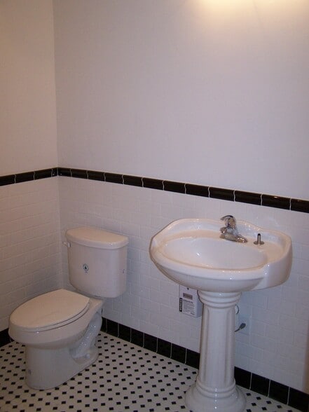 More Photos Of 1402 Park St, Alameda Office For Lease