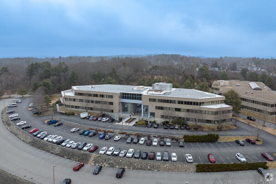More Photos Of 199 Rosewood Dr, Danvers Office For Lease