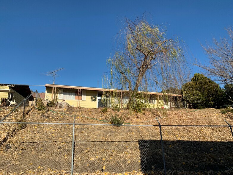 More Photos Of 2544 E State Hwy 20, Nice Self Storage For Sale