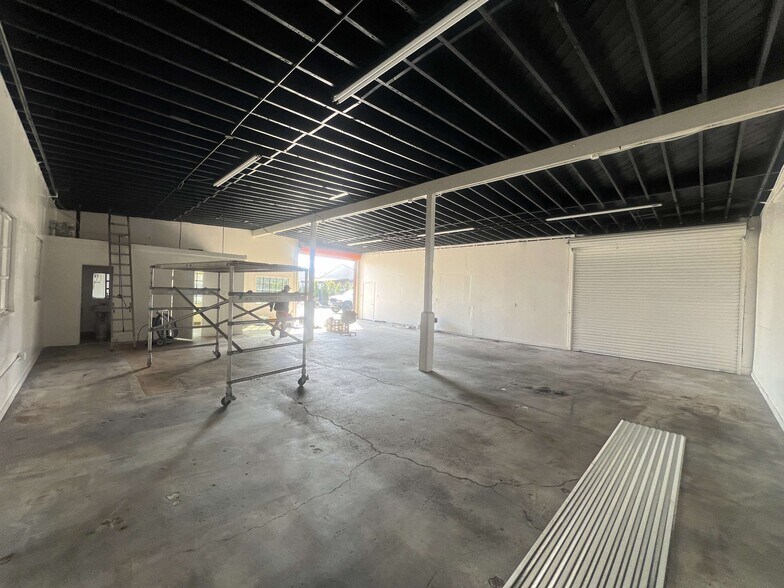More Photos Of 2459 N Chico Ave, South El Monte Manufacturing For Lease