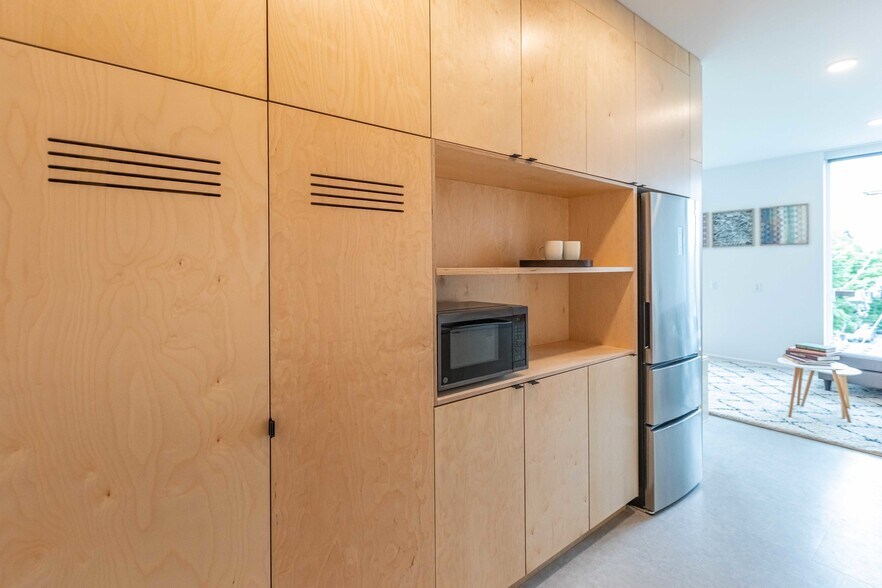 More Photos Of 3301 SE Division St, Portland Apartments For Sale