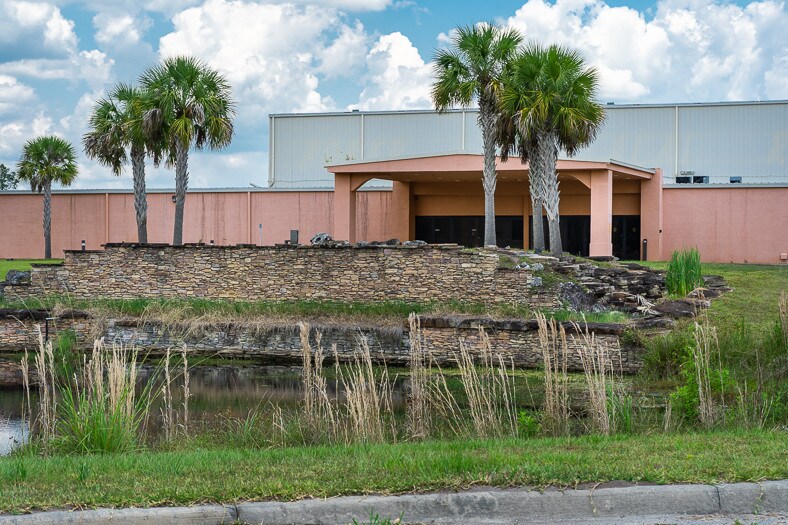 More Photos Of 6986 US Highway 129 S, Jasper Distribution For Lease