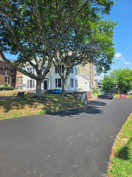 More Photos Of 8 Centre St, Concord Office Residential For Lease