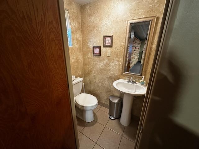 More Photos Of 1034 3rd St, Whitehall Office For Sale