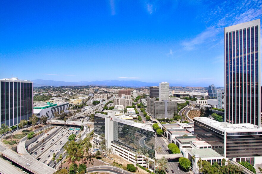 More Photos Of 445 S Figueroa St, Los Angeles Office For Lease