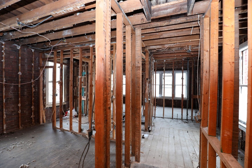 More Photos Of 350 Broadway, Kingston Storefront Retail Office For Sale