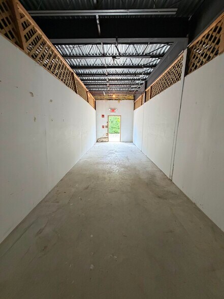More Photos Of 40-82 N Main St, Pascoag Unknown For Lease