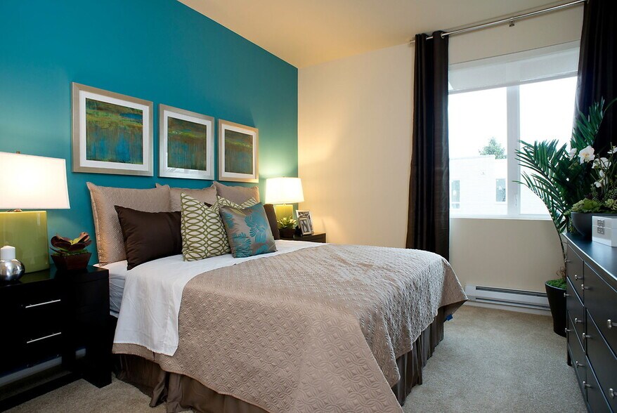 More Photos Of 2441 76th Ave SE, Mercer Island Apartments For Lease