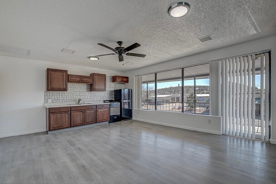 More Photos Of 408 W Main St, Payson Freestanding For Sale