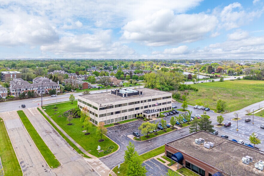More Photos Of 1807 W Diehl Rd, Naperville Office For Lease