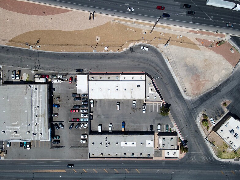 More Photos Of 1700 Western Ave, Las Vegas Industrial For Lease