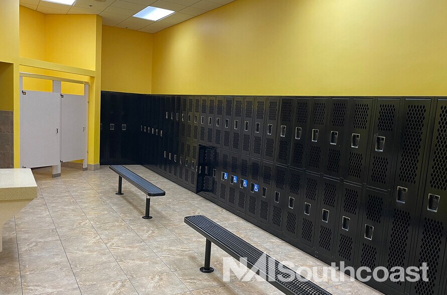 More Photos Of 6634-6698 S US Highway 1, Fort Pierce General Retail For Lease