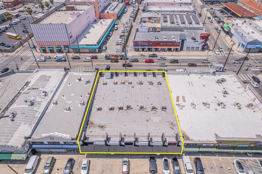 More Photos Of 1212 S San Pedro St, Los Angeles Storefront Retail Office For Lease