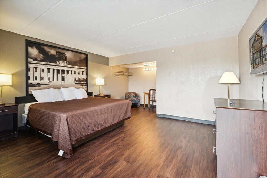 More Photos Of 3491 Latcha Rd, Millbury Hotel For Sale