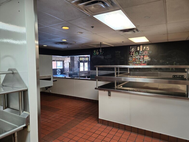 More Photos Of 4 E University Dr, Tempe Restaurant For Lease