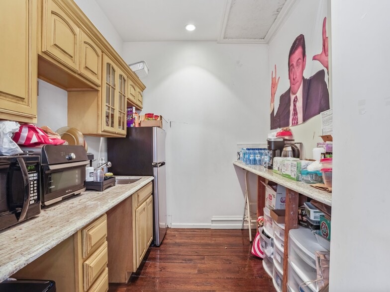 More Photos Of 253-259 Mill St, Greenwich General Retail For Lease