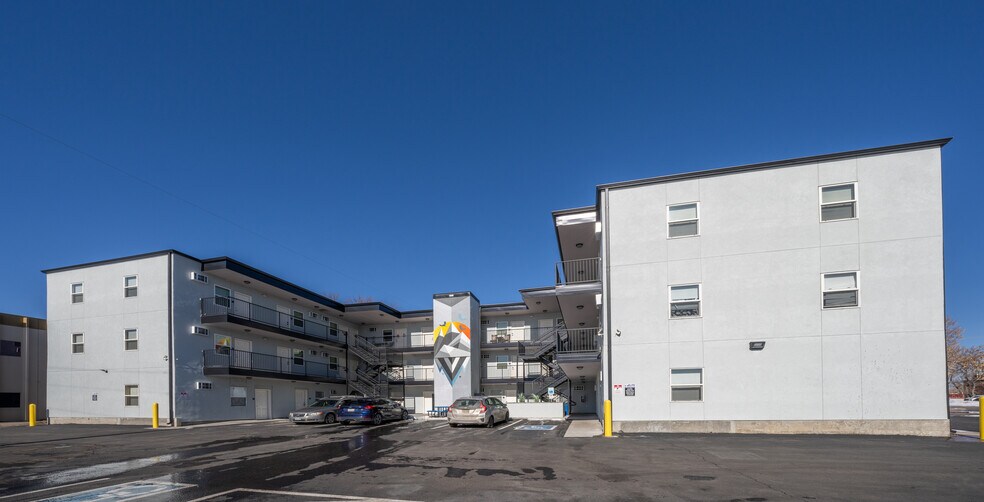 More Photos Of 1391 Carr St, Lakewood Apartments For Sale