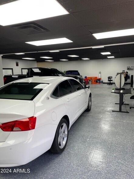 More Photos Of 3810 W Van Buren St, Phoenix Auto Dealership For Sale