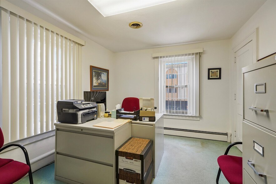 More Photos Of 214 N Main St, North Wales Office Residential For Sale