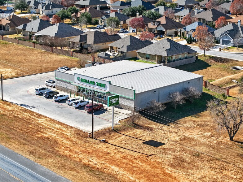 More Photos Of 224 S FM 1346, La Vernia Freestanding For Sale