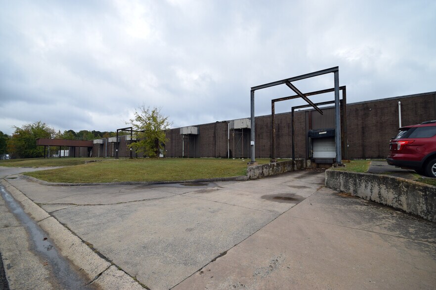 More Photos Of 6005 Scott Hamilton Dr, Little Rock Distribution For Sale