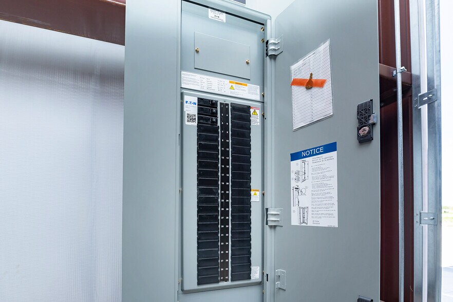 More Photos Of 1436 W F Ave, Nevada Warehouse For Sale