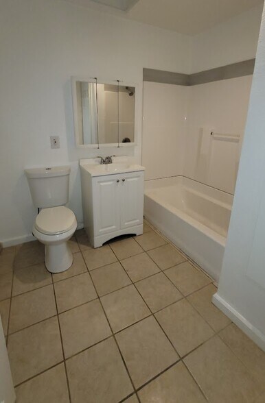 More Photos Of 43965 Towne St, Indio Apartments For Sale
