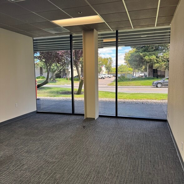 More Photos Of 1129 Industrial Ave, Petaluma Warehouse For Lease