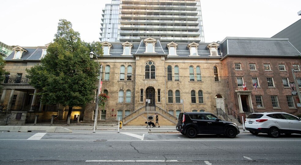 More Photos Of 252-264 Adelaide St E, Toronto Office For Lease