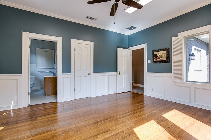 More Photos Of 421 W Concho Ave, San Angelo Office For Lease