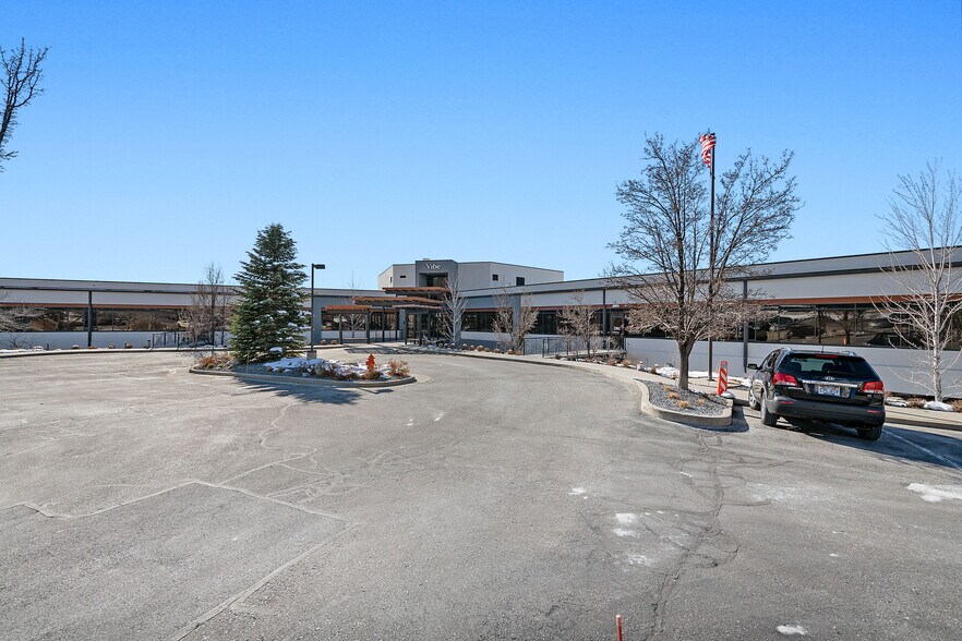 More Photos Of 6440 S Wasatch Blvd, Salt Lake City Office For Lease