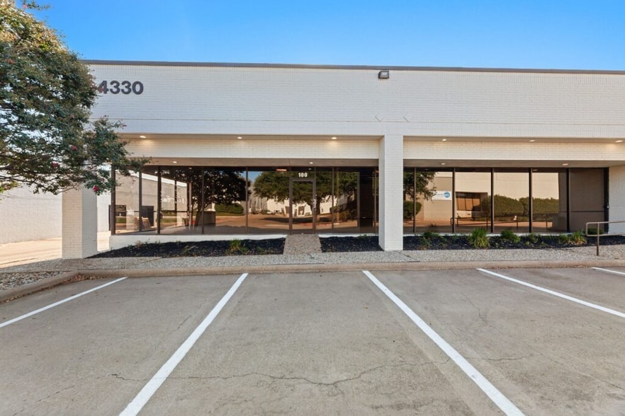 More Photos Of 4300 Beltway Pl, Arlington Unknown For Lease