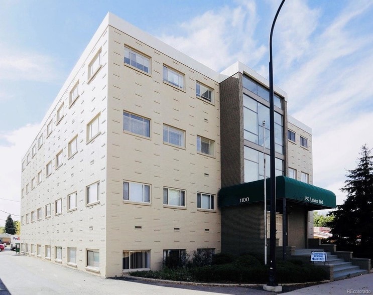 More Photos Of 1100 W Littleton Blvd, Littleton Loft Creative Space For Lease