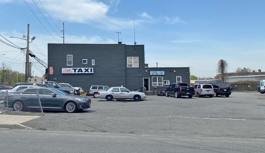 More Photos Of 9-11 Bayview Ave, Inwood Land For Lease