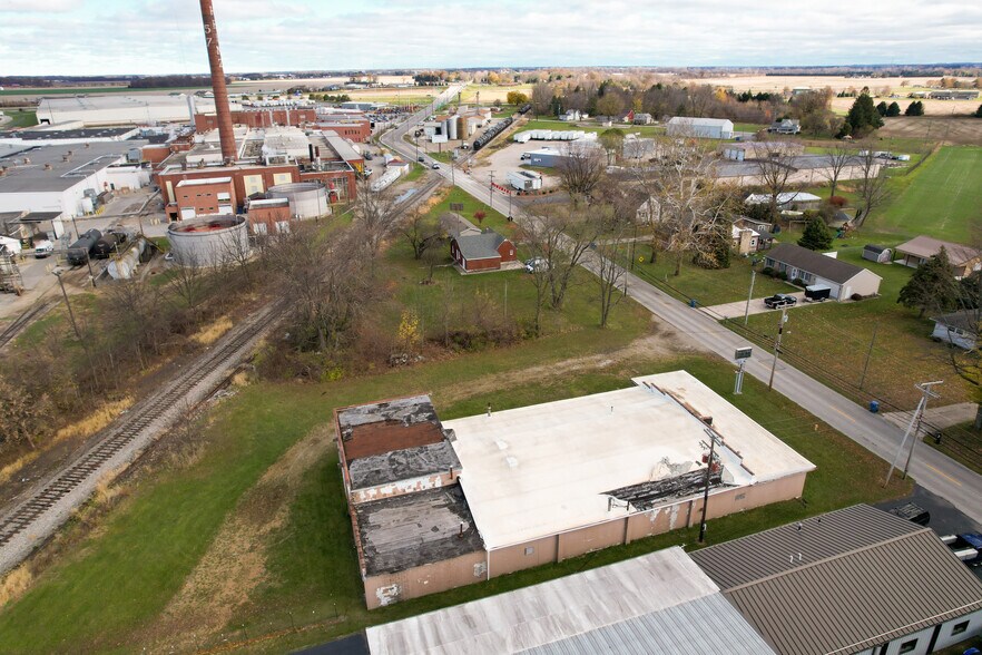 More Photos Of 1020 N 5th St, Fremont Light Manufacturing For Sale