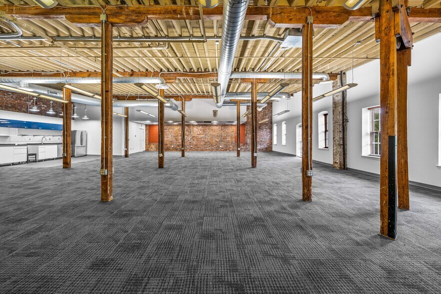 More Photos Of 1820 Lancaster St, Baltimore Coworking Space