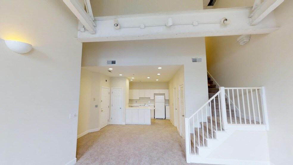 More Photos Of 289-291 King St, Charleston Apartments For Sale