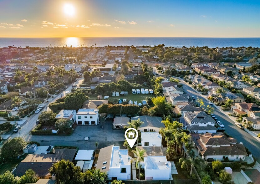 Primary Photo Of 250-258 Hillcrest Dr, Encinitas Apartments For Sale