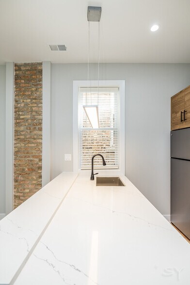 More Photos Of 3039 W 19th St, Chicago Apartments For Sale