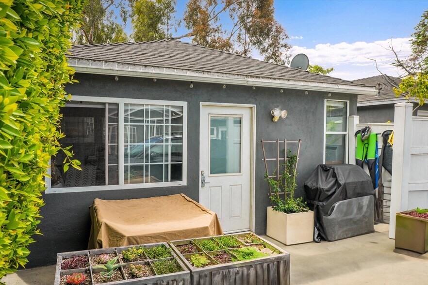 More Photos Of 828 Hill St, Santa Monica Apartments For Sale