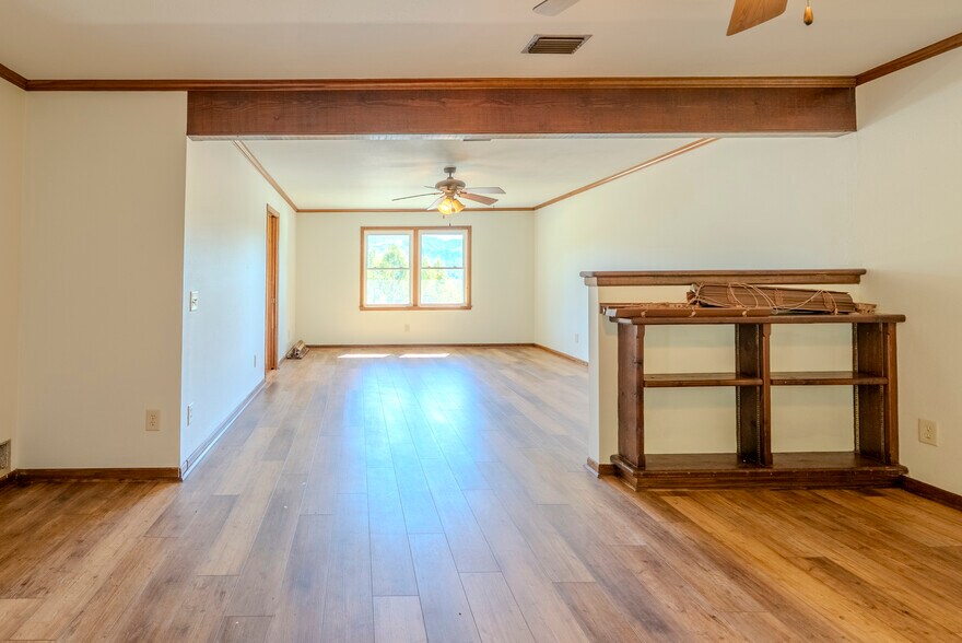 More Photos Of 8356 Sylva Rd, Franklin Office For Sale