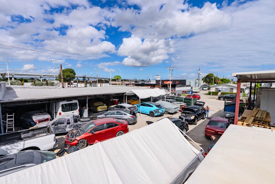 More Photos Of 3501 NW 35th st, Miami Land For Lease