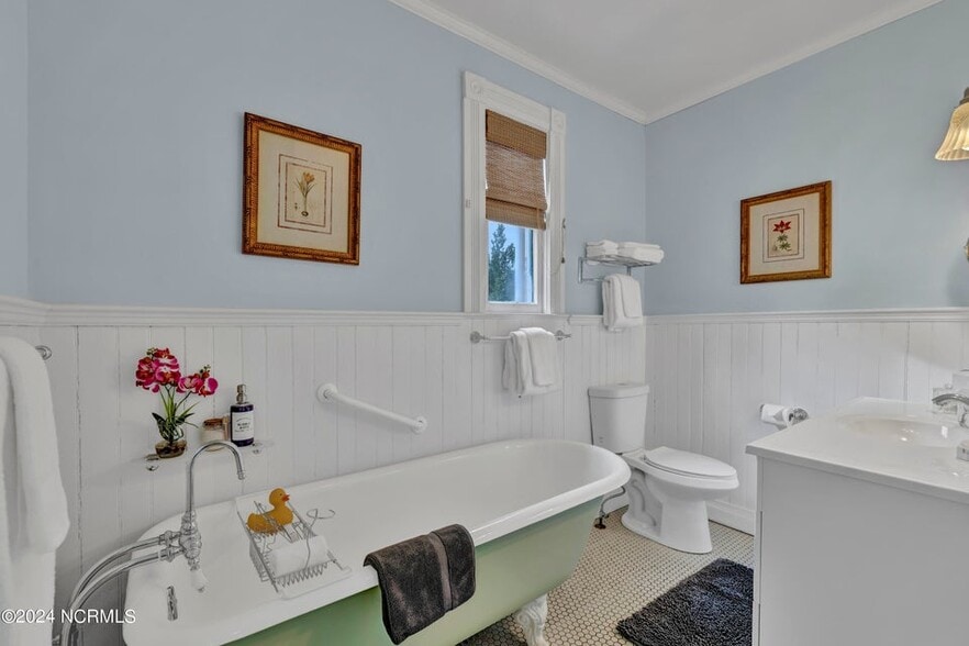 More Photos Of 412 S 3rd St, Wilmington Hospitality For Sale