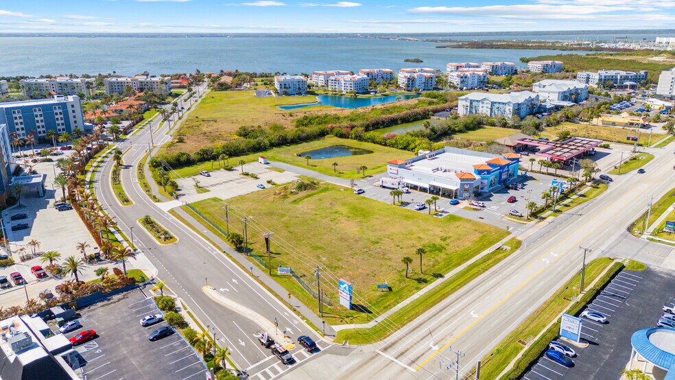 More Photos Of 8801 Astronaut Blvd, Cape Canaveral General Retail For Lease