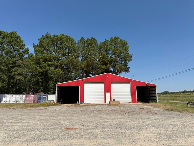 Primary Photo Of 66 Rooster Rd, Conway Warehouse For Lease