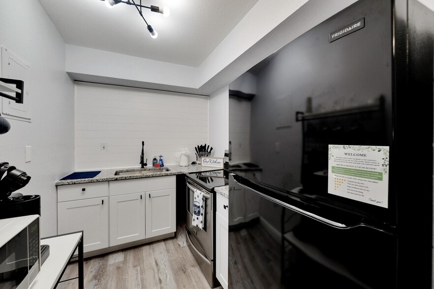 More Photos Of 4511-4513 Mcelroy Ave, Tampa Apartments For Sale