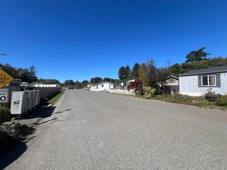 More Photos Of 2580 Central Ave, Mckinleyville Manufactured Housing Mobile Home Park For Sale