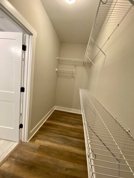 More Photos Of 106 Airport Rd NE, Milledgeville Apartments For Sale