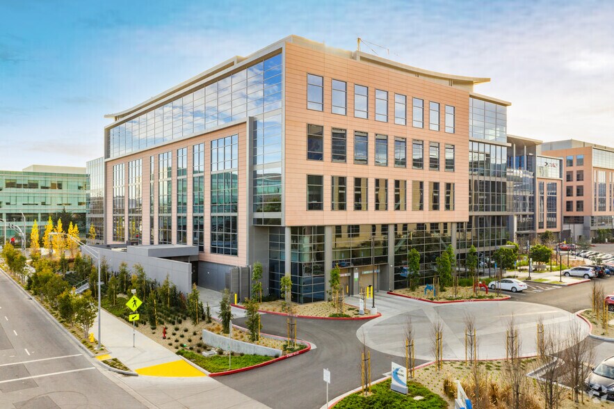 More Photos Of 181 Oyster Point Blvd, South San Francisco Research And Development For Lease